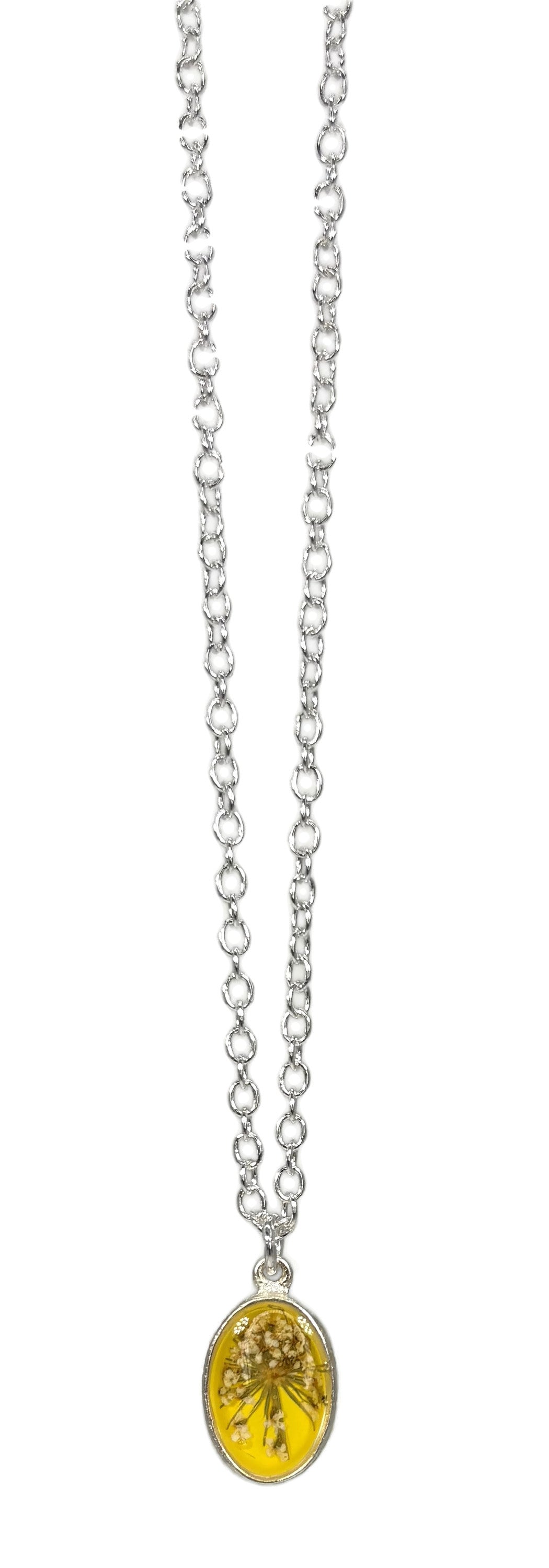 Lemon Drop Ultra Small Oval Queen Anne's Lace Necklace